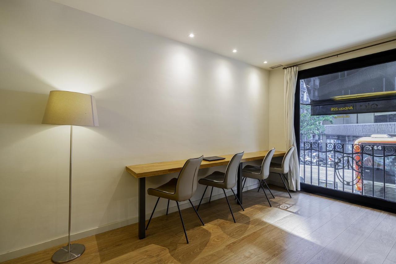 Apartment Ola Living Diagonal Ii *